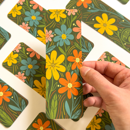 FLOWER PATTERN BOOKMARK