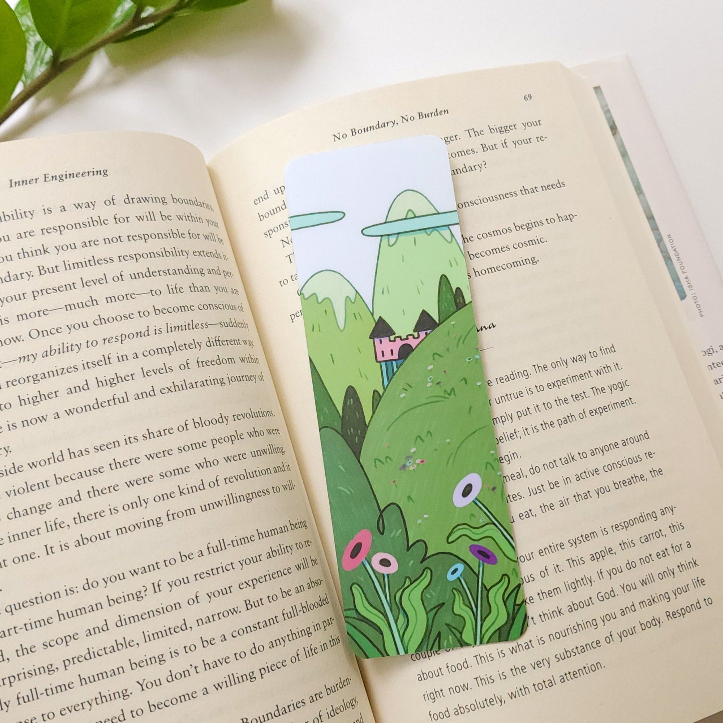 CASTLE HILLS BOOKMARK